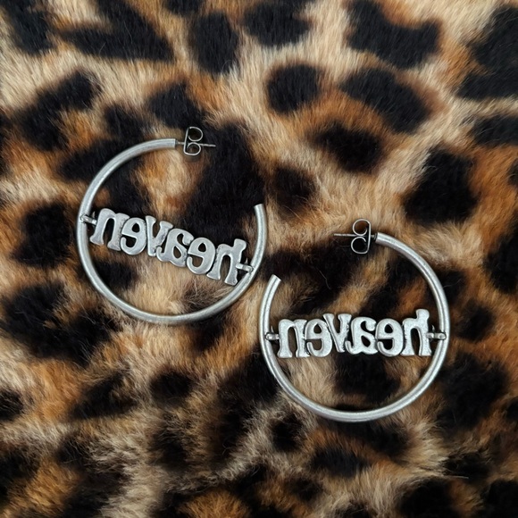 MARC JACOBS HEAVEN
Silver Heaven Charm Hoops - Picture 3 of 3